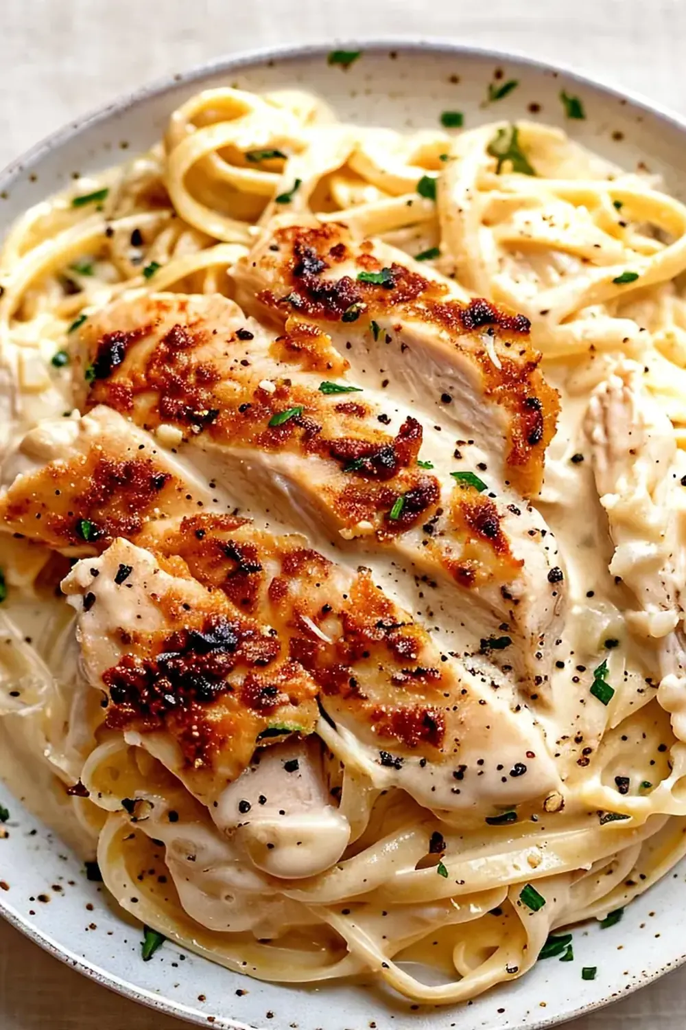 Copycat Olive Garden Chicken Alfredo